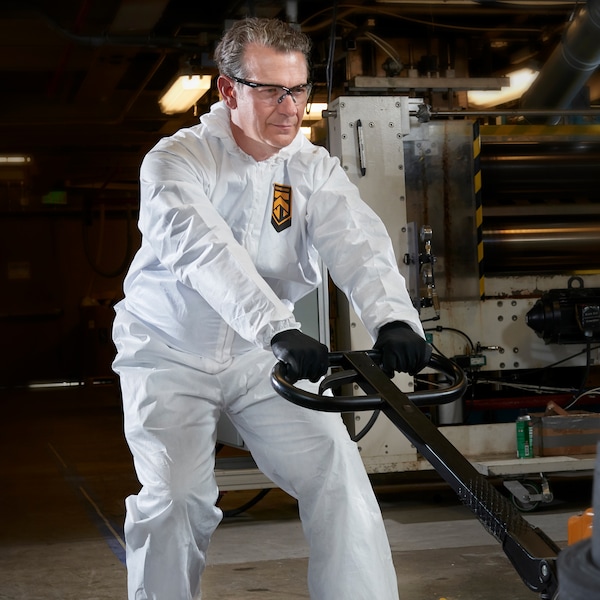 Kleenguard Breathable Protection Coverall, XL, Hood, XL, 25 PK - 41169