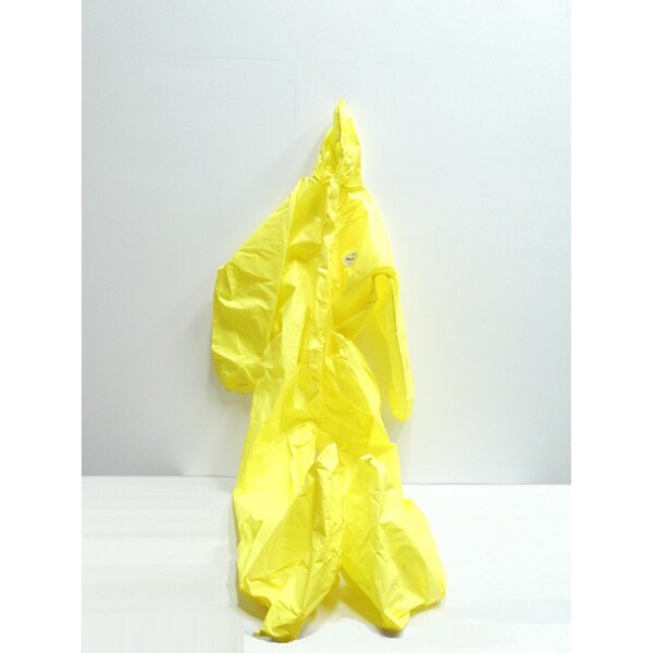 Kimberly-Clark BOX OF 12 YELLOW MEDIUM COVERALL, 12PK - A70