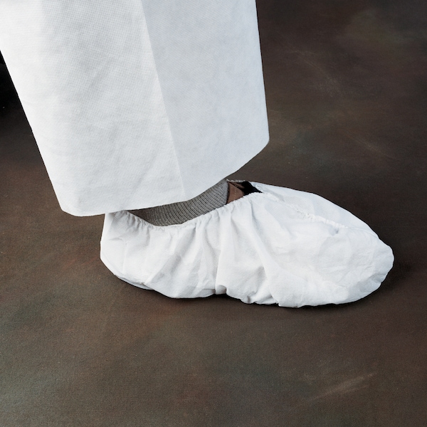 Kleenguard Disposable Shoe Covers, SMMMS, White, Slip Resistant Sole: No , Universal - 36885