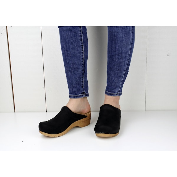 Sanita ELLIS Women's Oil Leather Open Back Clog in Black, Size 10.5-11, PR - 472287-002-42
