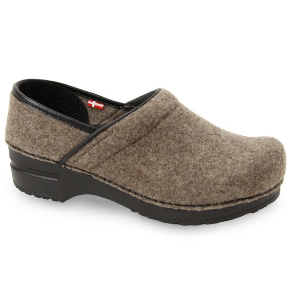 Sanita AVA Women's Vegan Closed Back Clog in Stone, Size 8.5-9, PR - 477946-020-40