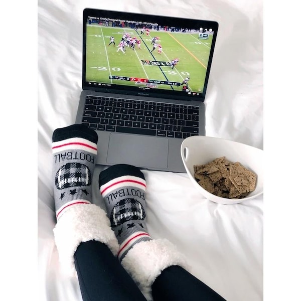 Pudus Unisex Classic Football One Size Fits Most Slipper Socks Gray - FB-GRY-C