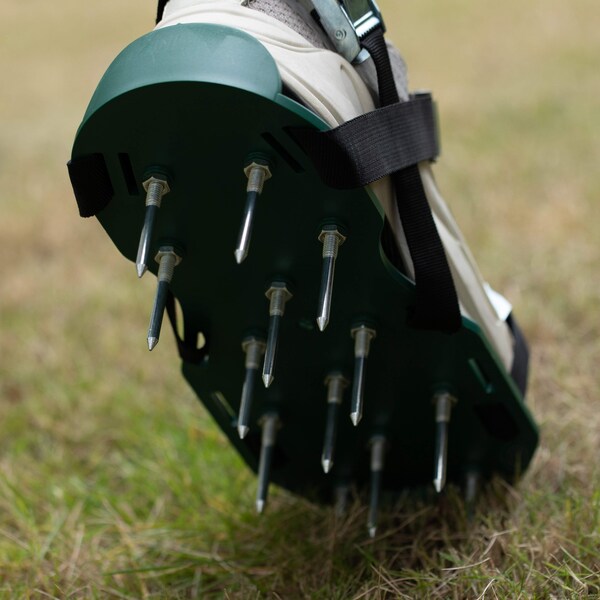 Gardenised Lawn and Garden Aerator Spike Shoe With 3 Metal Buckle Straps, Green Spiked Sandal - QI004603.GN