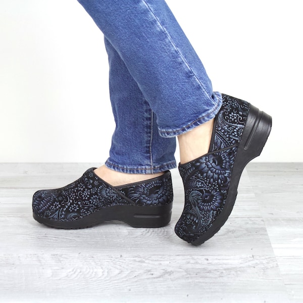 Sanita BOTEH Women's Suede Leather Closed Back Clog in Blue Paisley, Size 7.5-8, PR - 479106-029-39