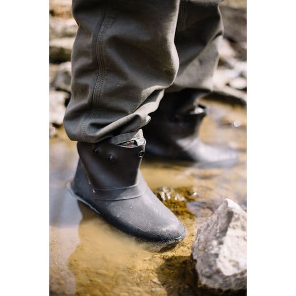 Treds Overboots Overshoes, Plain Toe, 6 in Height, Snap Tab Closure, Block-Tread Sole, Black, L - 13852