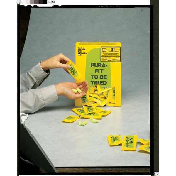 Moldex Pura-Fit Disposable Corded Ear Plugs, Bullet Shape, NRR 33 dB, M, Green, 100 Pairs - 6900