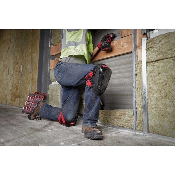 Milwaukee Tool Hard Cap Gel Knee Pad, Hard Gel, Gel, Plastic Pad, Fabric Cap, Buckle Closure, 2 Straps, Black/Red - 48-73-6010