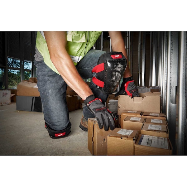 Milwaukee Tool Hard Cap Gel Knee Pad, Hard Gel, Gel, Plastic Pad, Fabric Cap, Buckle Closure, 2 Straps, Black/Red - 48-73-6010