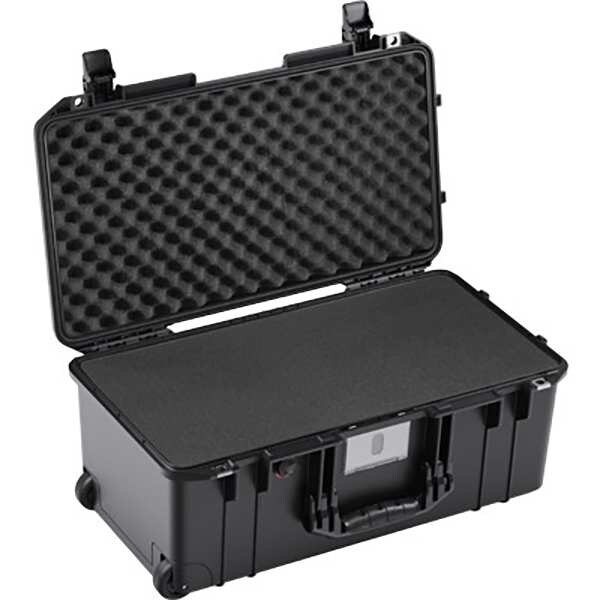 Pelican Pelican Aircase w Foam, 6.97 in, PrBtn, Blk - 015560-0000-110