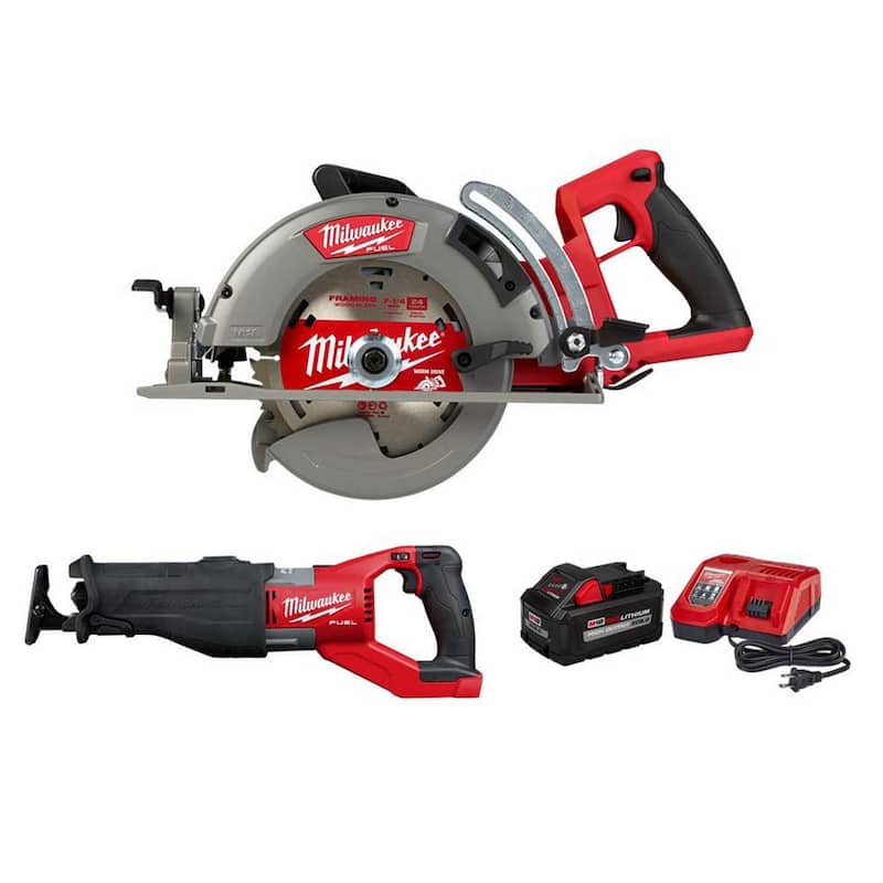 Si bien la marca del producto no se traduce, el título en español sería: Sierra circular de mango trasero inalámbrica de ion de litio Milwaukee M18 FUEL de 18V con hoja de 7-1/4 pulgadas, con SAWZALL y kit de arranque de 8.0 Ah - 2830-20-2722-20-48-59-1880.