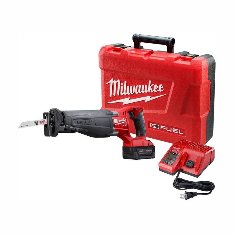 Milwaukee M18 FUEL 18V Lithium-Ion Brushless Cordless SAWZALL Kit de Sierra Alternativa con (1) baterías de 5.0Ah, cargador y maletín - 2720-21