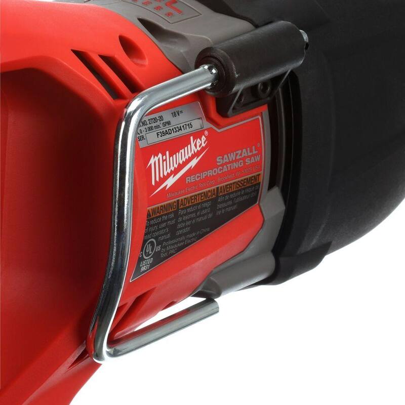 Milwaukee M18 FUEL 18V Lithium-Ion Brushless Cordless SAWZALL Kit de Sierra Alternativa con (1) baterías de 5.0Ah, cargador y maletín - 2720-21