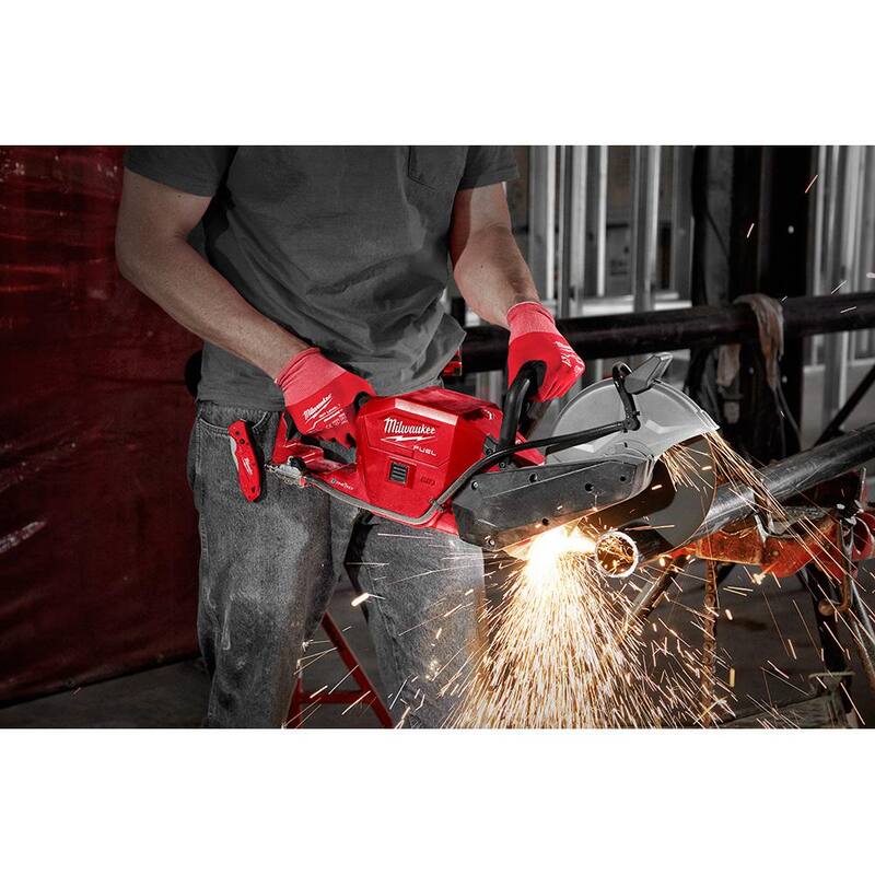 Si tradujeramos solo lo necesario para completar la traducción, seria algo como: Kit de Sierra Cortadora Inalámbrica Brushless Milwaukee M18 FUEL ONE-KEY de 18V con Carrete de Tiza de Línea Gruesa de 100 pies - 2786-22HD-48-22-3986.
