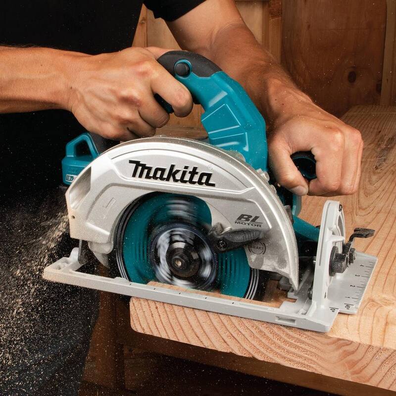 Kit de sierra circular sin escobillas Makita 18V X2 LXT (36V) de 7-1/4 pulgadas con batería de 5.0Ah y herramienta oscilante multiusos de velocidad variable 18V LXT - XSH06PT-XMT03Z