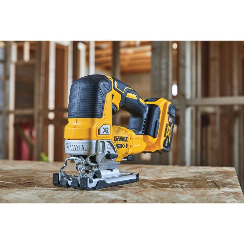 Si la marca del producto no debe traducirse, el título sería: DEWALT 20V Max XR Lithium-Ion Cordless Brushless Jigsaw with Powerstack 5.0 Ah Battery and Charger - DCS334BWCBP520C

En caso de que la marca deba ser traducida, el título sería: Sierra de vaivén inalámbrica sin escobillas de litio DEWALT 20V Max XR con batería Powerstack 5.0 Ah y cargador - DCS334BWCBP520C