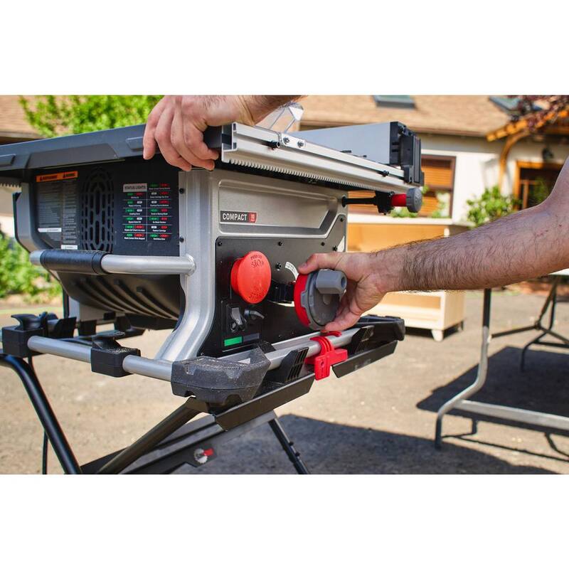 Sierra de mesa compacta SawStop de 15 amperios, 120 voltios y 60 Hz - CTS-120A60