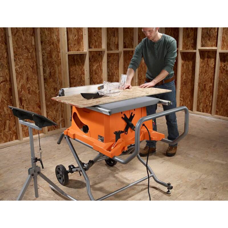 Sierra de mesa portátil para sitio de trabajo profesional RIDGID de 15 amperes y 10 pulgadas (paquete de 2) con soportes rodantes - R4514-2