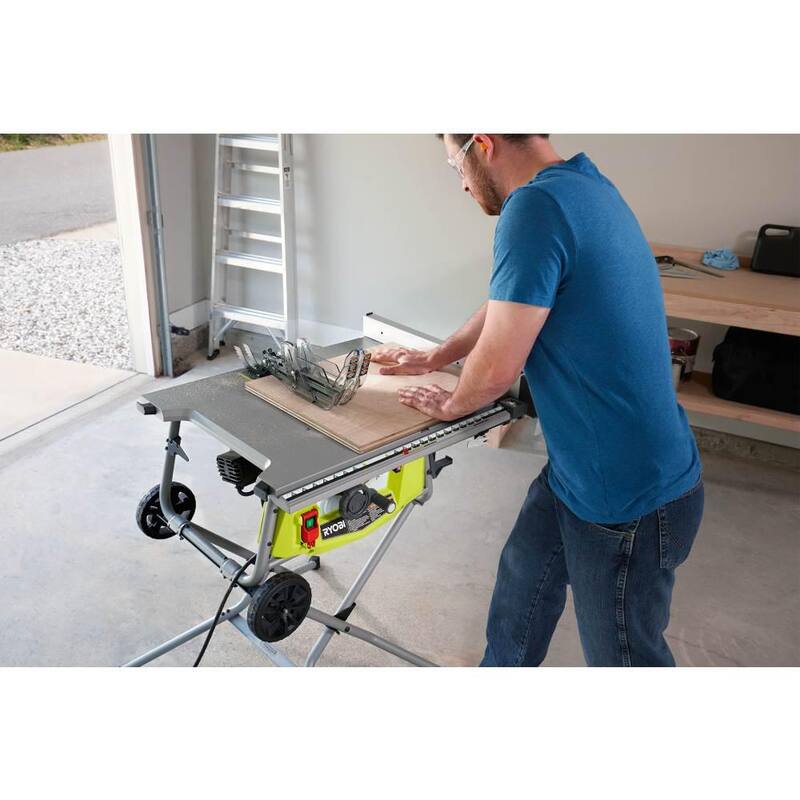 Sierra de mesa portátil con capacidad ampliada de 15 amperes y 10 pulgadas de RYOBI con base rodante y cinta métrica compacta de 25 pies - RTS23-RHTM25