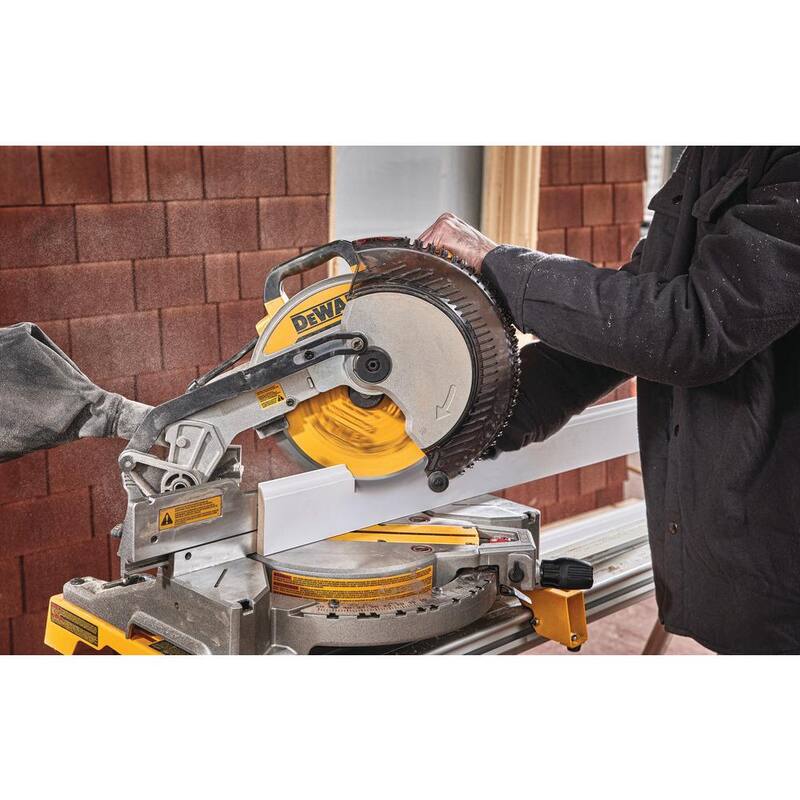 Sierra ingletadora compuesta de bisel sencillo DEWALT de 15 amperios y cable de 10 pulgadas - DWS713