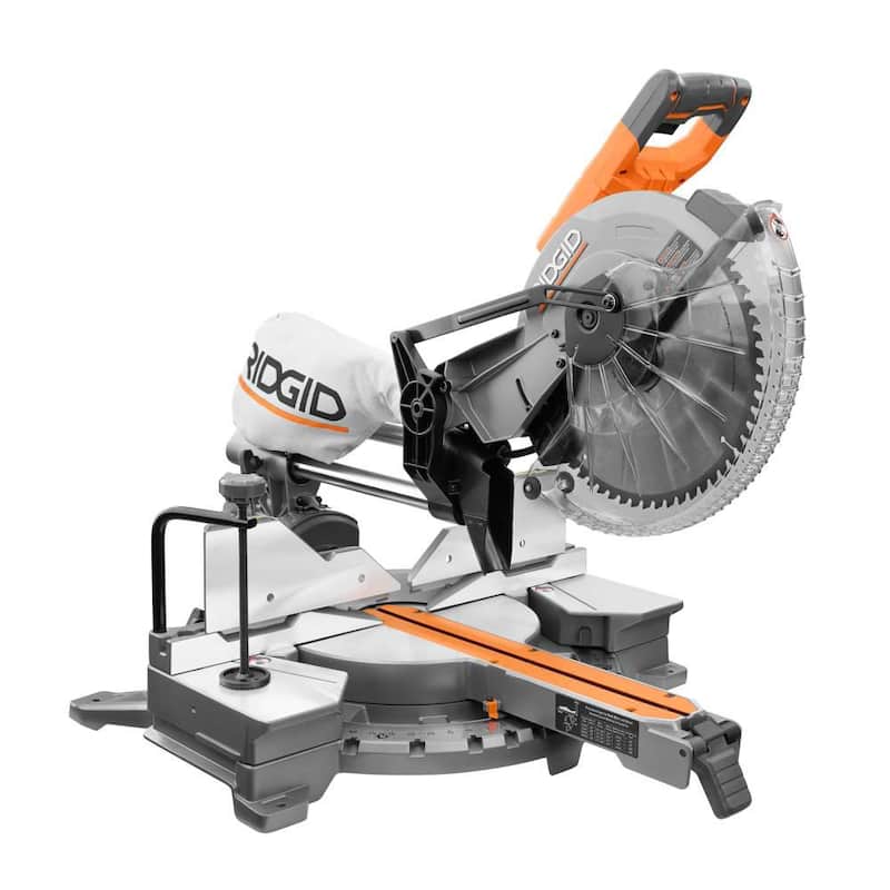 Si embargo la marca del producto, el título traducido sería: Sierra ingletadora deslizante de doble bisel RIDGID de 15 amperios y 12 pulgadas con clavadora neumática de calibre 18 de 2-1/8 pulgadas y bolsa de herramientas - R4222-R213BNF.