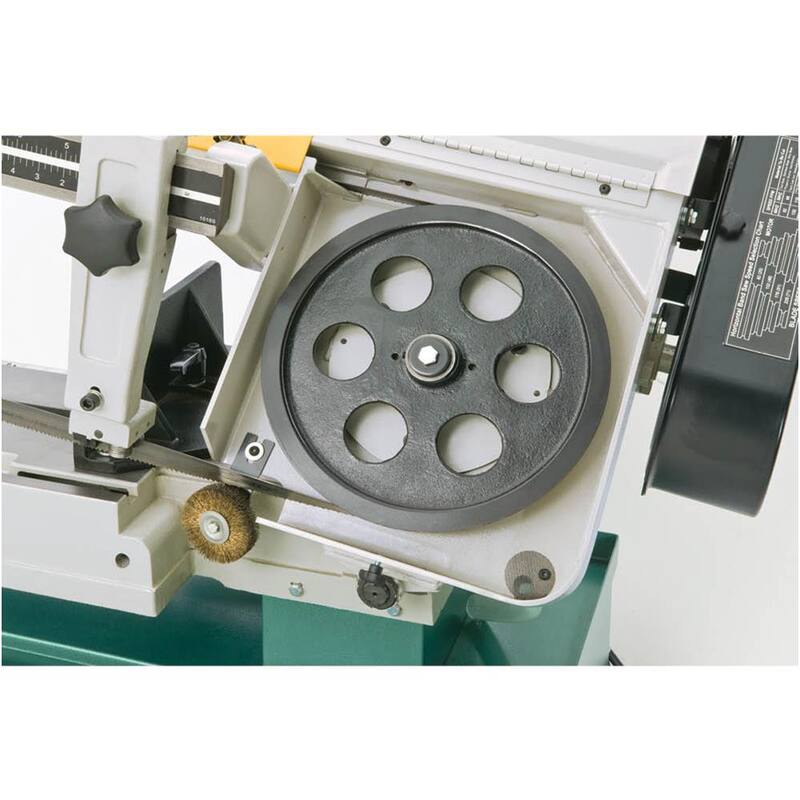 Si traducimos el título sin la marca del producto, sería algo como:

"Sierra de cinta para corte de metal de 10 pulg. x 18 pulg. 1-1/2 HP - G9744Z2"