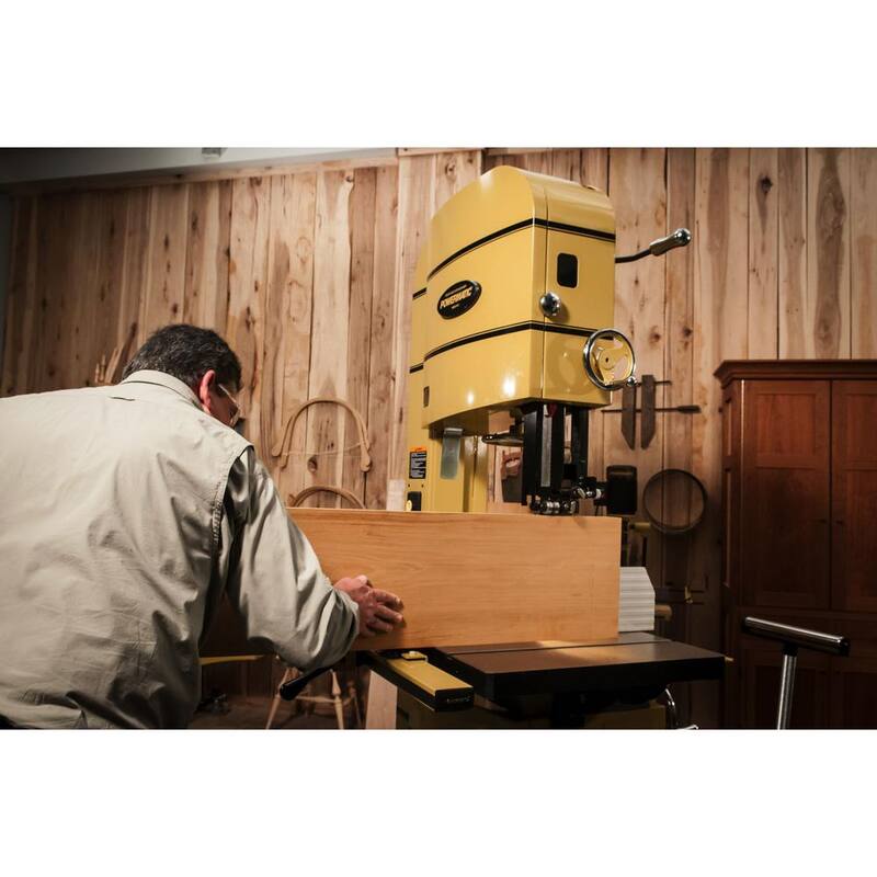 Si, claro. El título traducido al español sería: Powermatic PM2415B Sierra de cinta de 5 HP 230 voltios monofásica - 1791259B