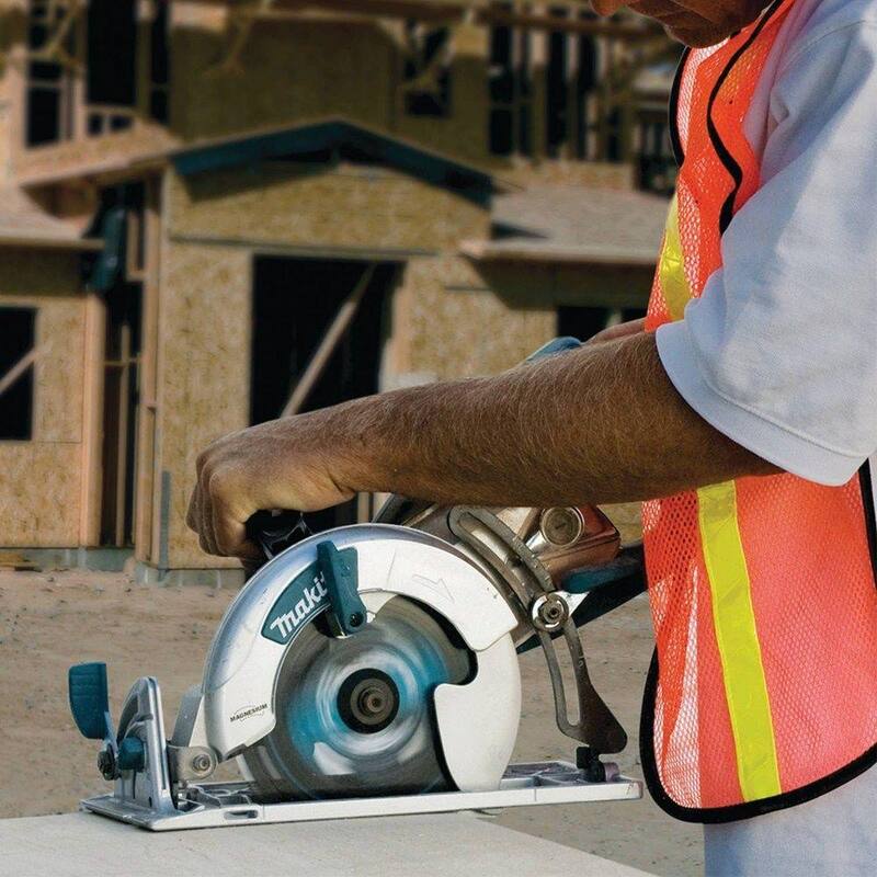 Sierra circular hipoloide de magnesio ligera con cable de 15 amperios y 7-1/4 pulgadas de Makita con ventilador incorporado y hoja de carburo de 24 dientes - 5377MG