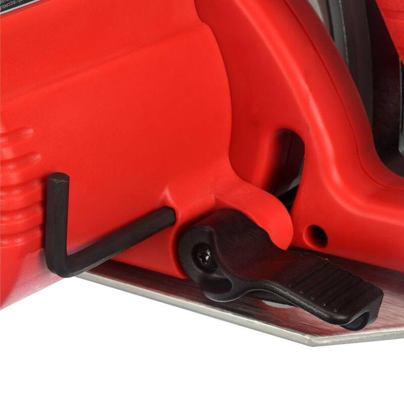 Sierra circular Milwaukee 15 amperes 7-1/4 pulgadas Tilt-Lok con estuche rígido - 6390-21