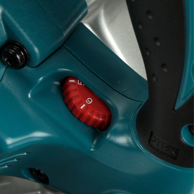Makita 6-1/2" Sierra Circular de Inmersión, con Estuche de Herramientas Apilable con Riel Guía de 55", Bolsa Premium para Riel Guía de 55" y Sargentos - SP6000J85E07023
