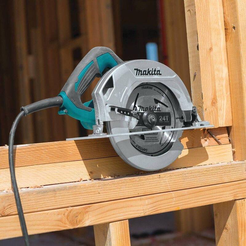 Sierra circular con cable Makita de 10.5 amperios y 7-1/4 pulgadas - HS7600