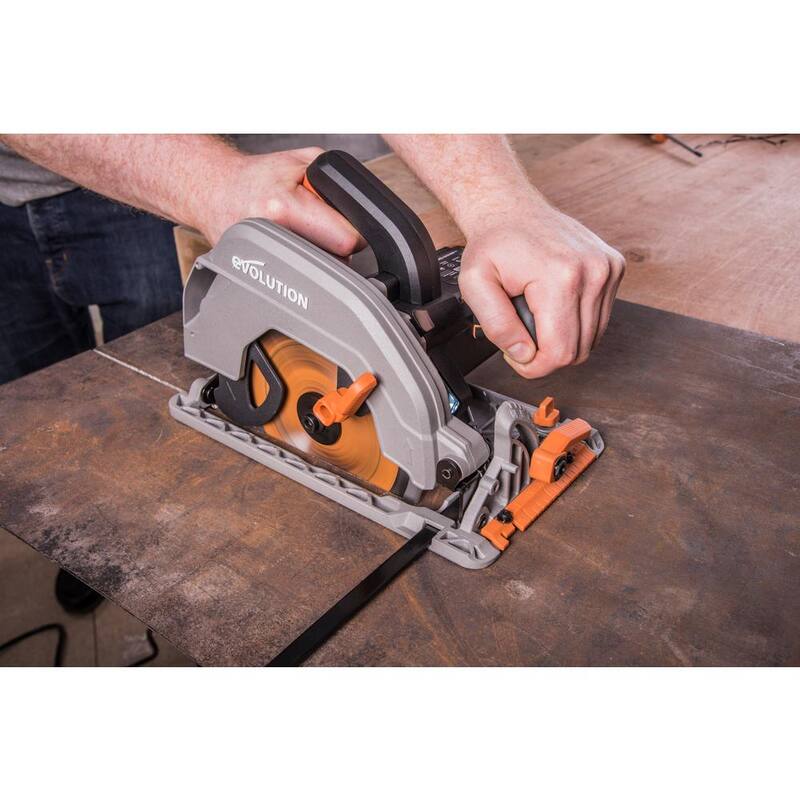 Herramienta eléctrica Evolution Power Tools de 15 amperes, sierra circular de 7-1/4 pulgadas con luz LED, freno eléctrico, cable de alimentación de goma de 13 pies y hoja multiusos - R185CCS