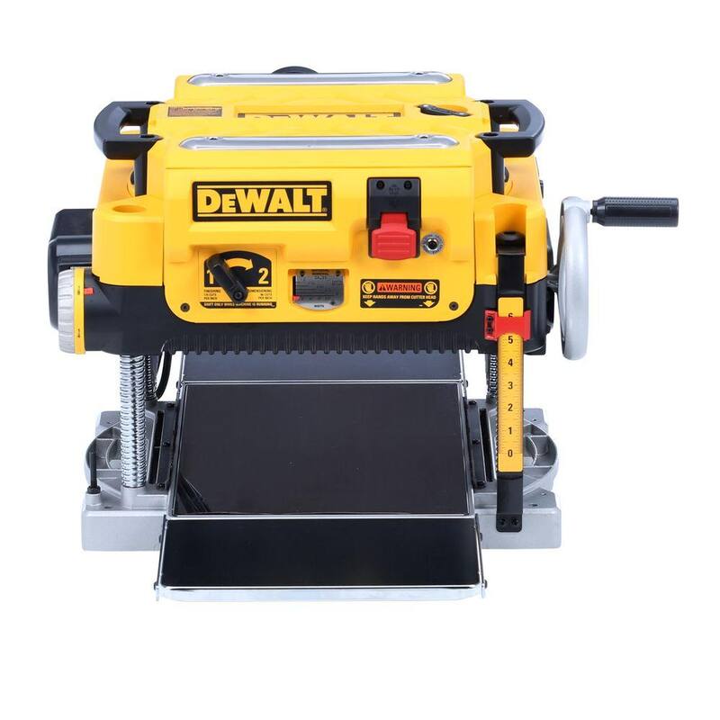 DEWALT 15 amperios con cable 13 pulgadas cepilladora de banco de trabajo de alta resistencia de 2 velocidades con (3) cuchillas, mesa de entrada y mesa de salida - DW735X