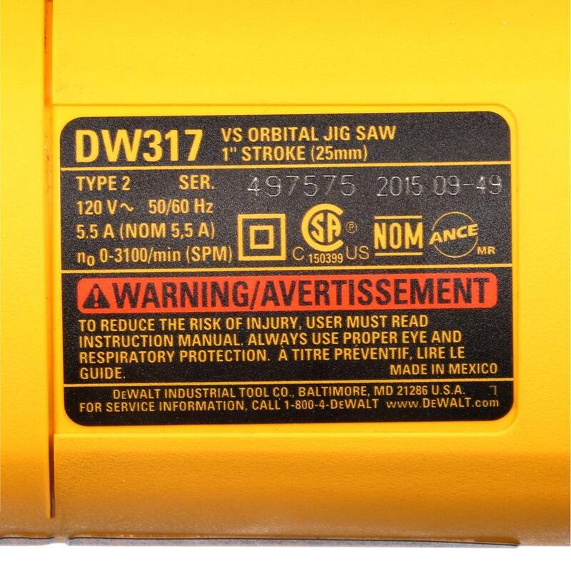 Sierra de calar con cable DEWALT de 5.5 amperes y velocidad variable con estuche - DW317K
