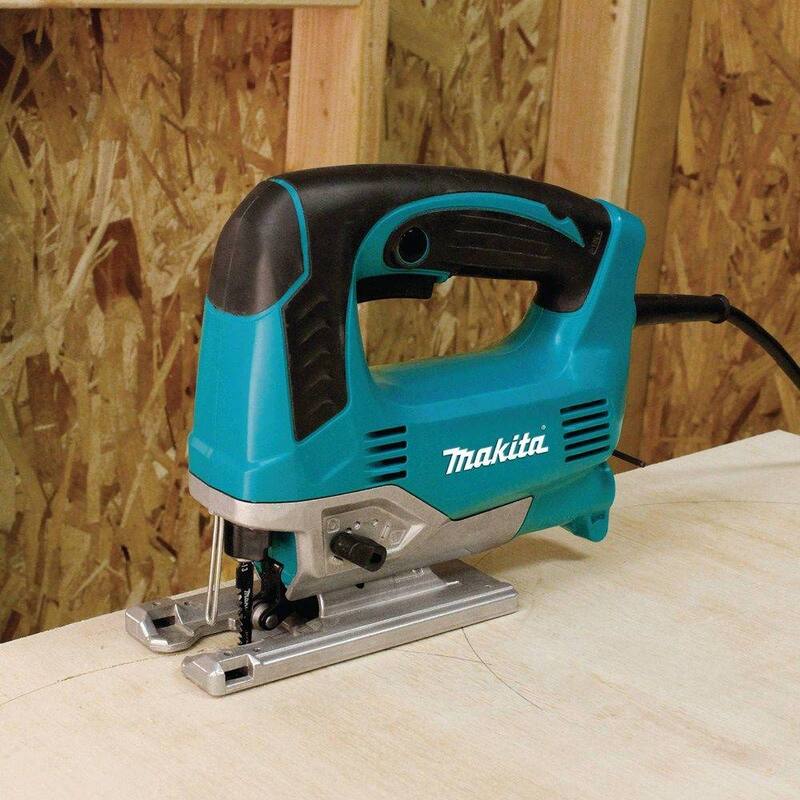 Sierra de calar con mango superior, variable y ligera de Makita de 6.5 amperios con estuche - JV0600K