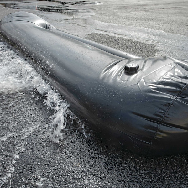 Pig Water-Filled Flood Barrier, Ideal For Damming Large Water Streams, Reusable23.5in W x 10' L - WTR054