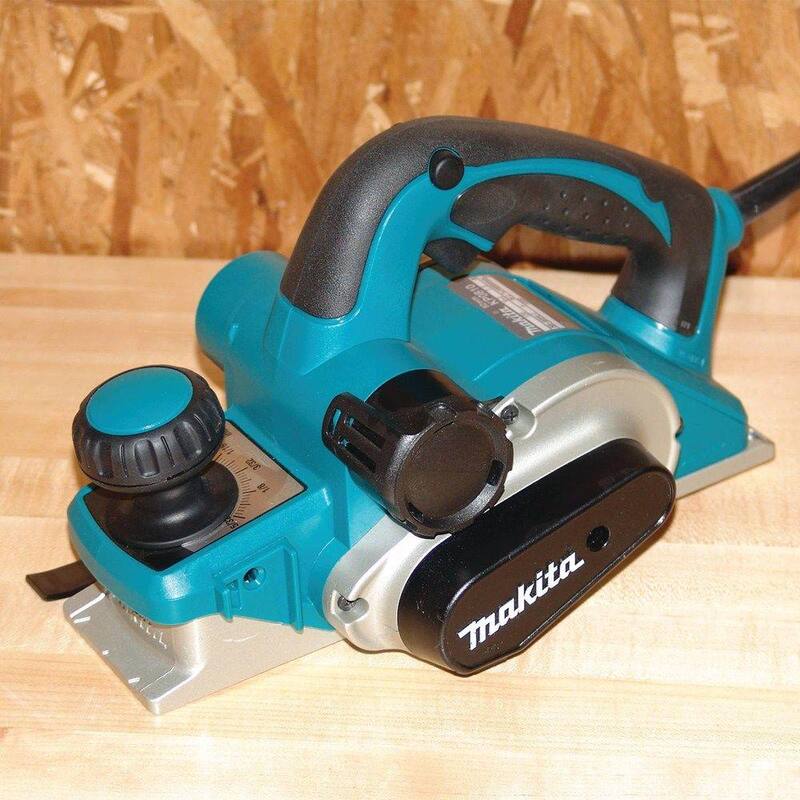 Cepillo eléctrico de 3-1/4 pulgadas de Makita - KP0810