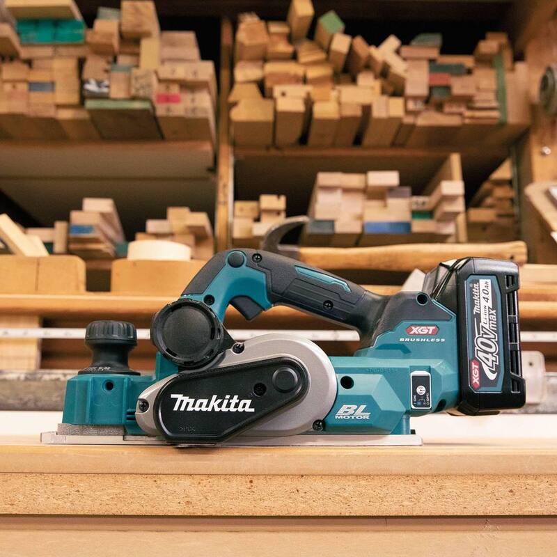 Kit de cepillo inalámbrico sin escobillas Makita 40-Volt XGT de 3-1/4 pulgadas, capaz de AWS (4.0Ah) - GPK01M1