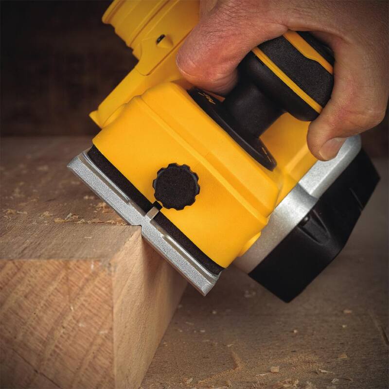 DEWALT 20V MAX XR Lijadora inalámbrica de iones de litio sin escobillas de 3-1/4 pulg. con kit de inicio de 6.0 Ah y 4.0 Ah - DCP580BWCB2460C