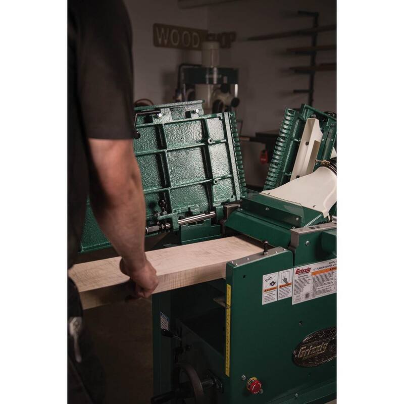 Grizzly Industrial 12 in. 5 HP Cepillo/Canteadora con Cabezal de Corte V-Helicoidal - G0634X