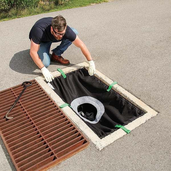Pig Storm Drain Filter, 23" L x 35" W x 20" H - FLT007