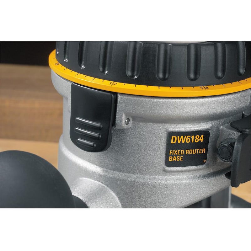 Kit de enrutador con base fija y de inmersión DEWALT de 12 amperes y 2-1/4 caballos de fuerza - DW618PKB