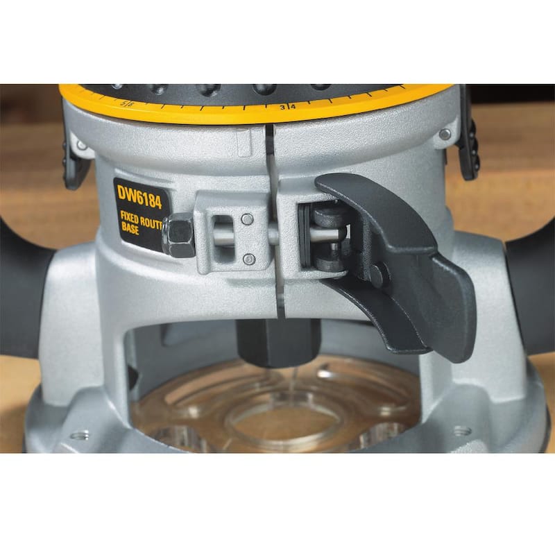 Kit de enrutador con base fija y de inmersión DEWALT de 12 amperes y 2-1/4 caballos de fuerza - DW618PKB