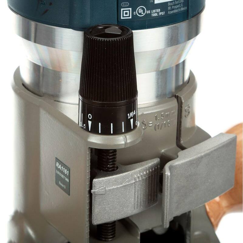 Bosch 12 Amperios Router de base fija con velocidad variable de 2 1/4 caballos de fuerza y alimentación electrónica - 1617EVS