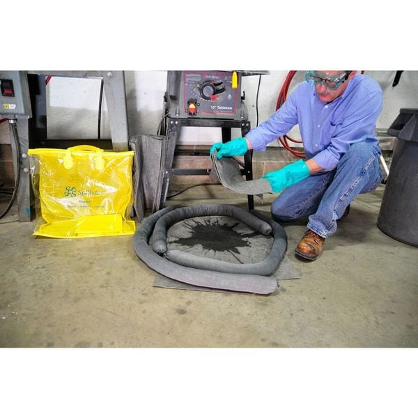 Spilfyter Spill Kit, 5 gal Volume Absorbed per Kit, Bag, Gray, 27 - 4553BG