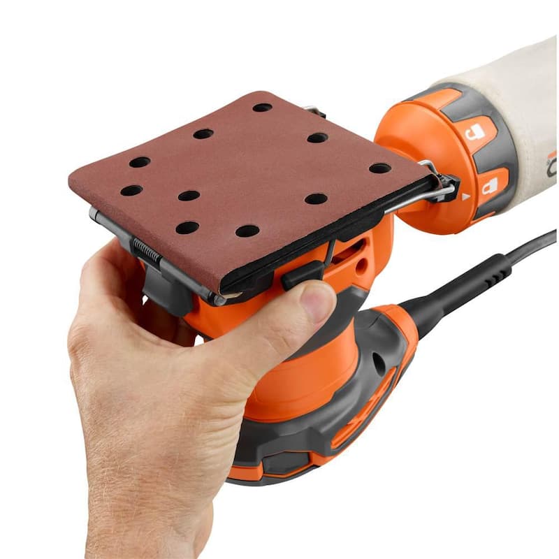 Enrutador de recorte de base fija con cable de 5.5 amperios RIDGID y lijadora de lámina de 1/4 con cable de 2.4 amperios - R24011