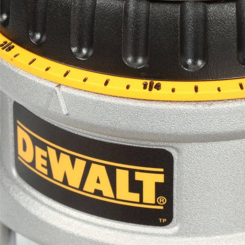 Kit combo de router fijo y de inmersión DEWALT de 2-1/4 HP con velocidad variable electrónica y arranque suave - DW618PK