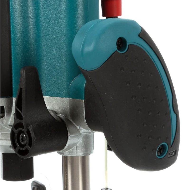 Enrutador de inmersión de 3-1/4 HP de Makita con velocidad variable - RP2301FC