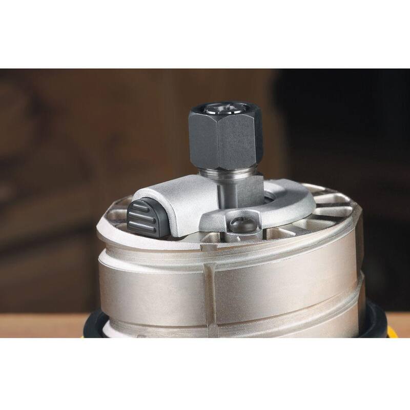 Enrutador con base fija de velocidad variable electrónica de 12 amperios y 2-1/4 caballos de fuerza con arranque suave - DW618