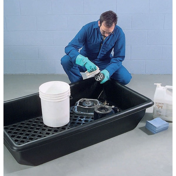 Pig PIG Utility Spill Basin with Grate 58" L x 35" W x 12" H - PAK472