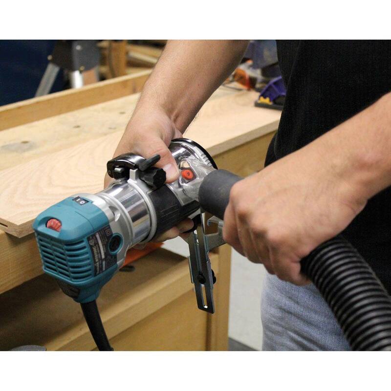 Kit de enrutador compacto con base de inmersión con cable de 6.5 amperios y 1-1/4 HP de velocidad variable de Makita, con casquillo, base, guía recta, (2) llaves - RT0701CX7